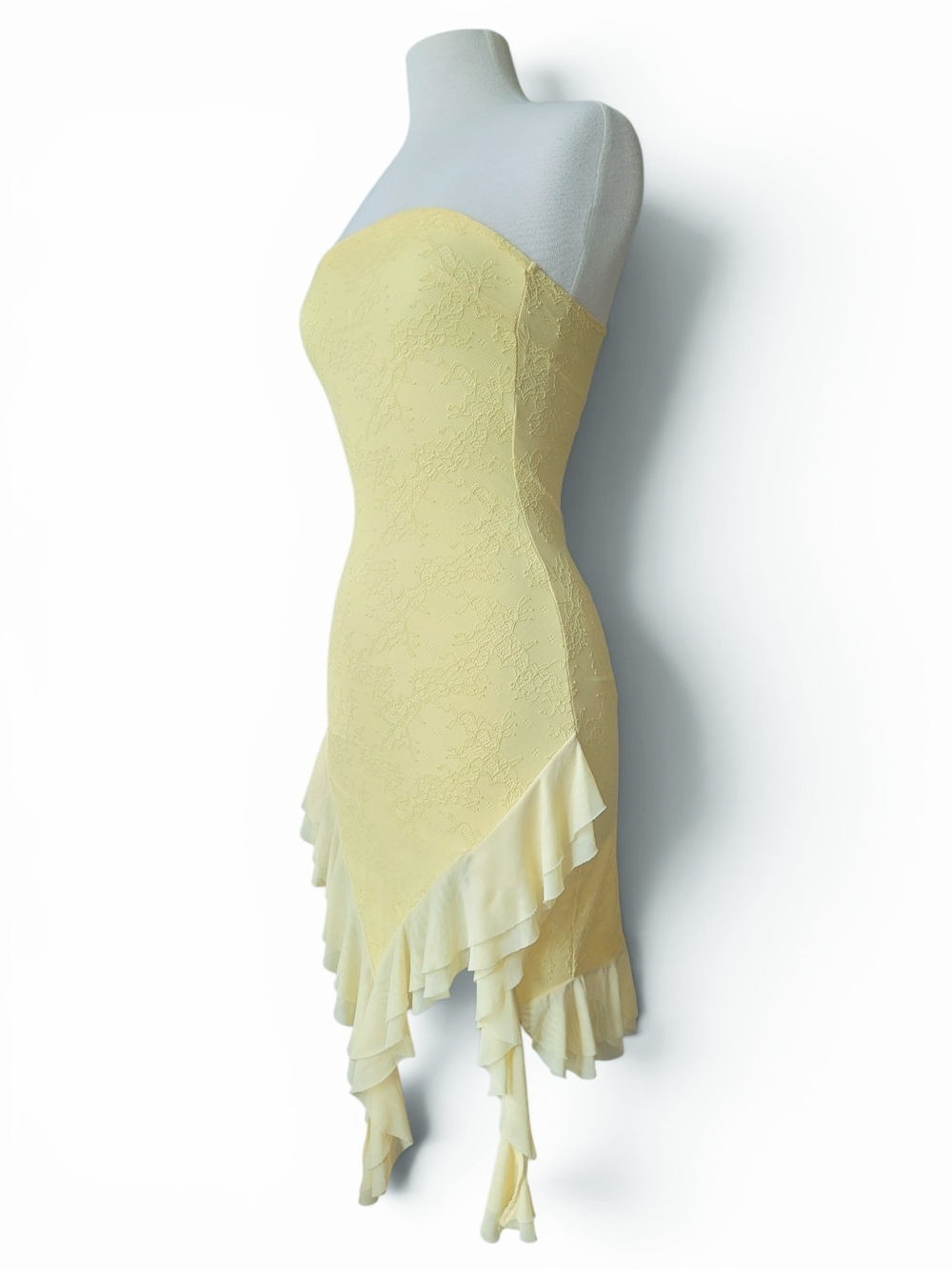 Tiger Mist Strapless Lace Dress Asymmetrical Ruffle Hem Pale Yellow - Picture 2 of 16